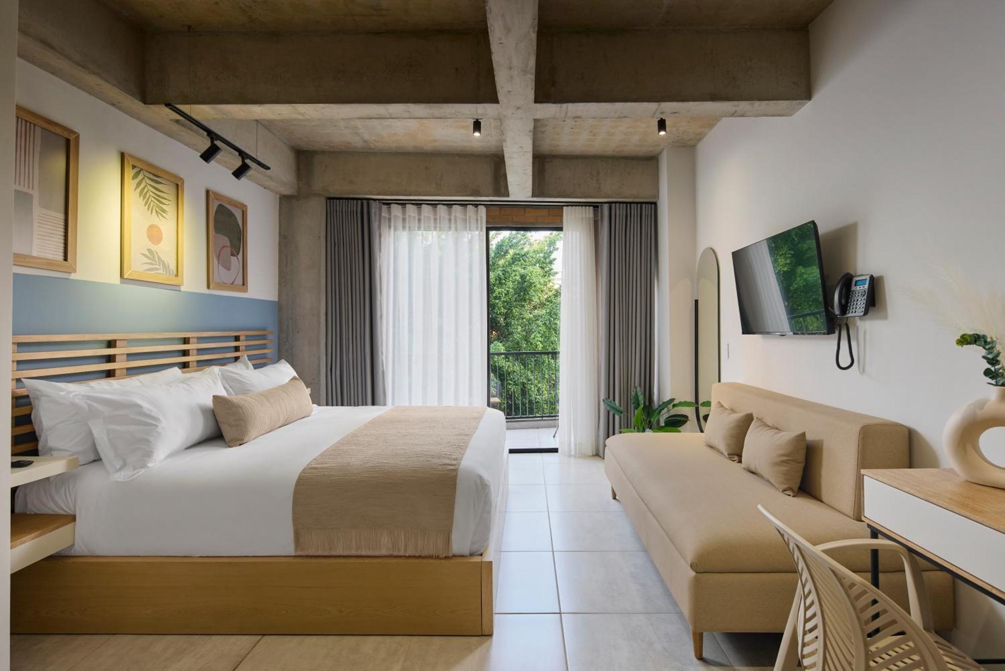 30 Living Suites Medellín Exteriör bild