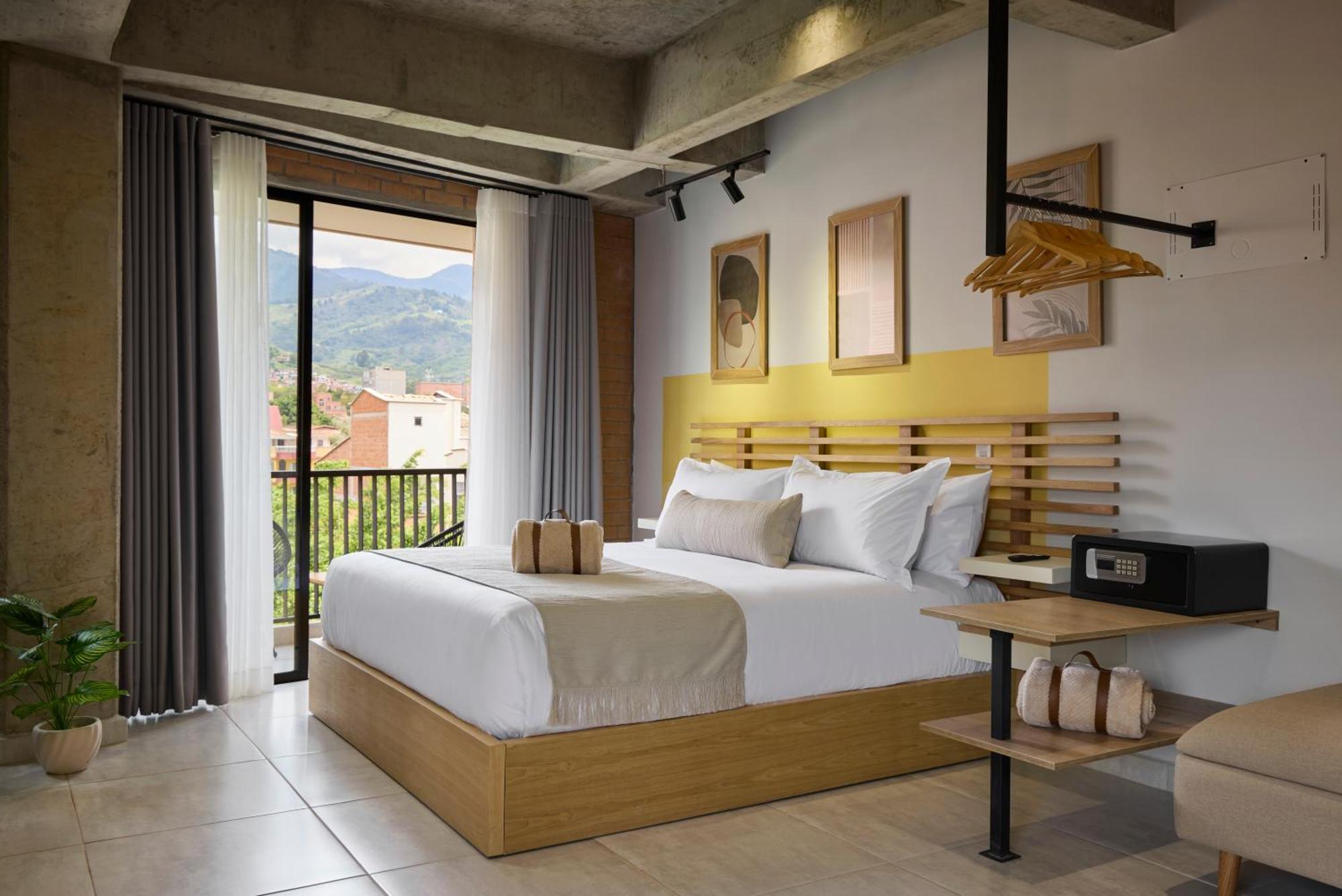 30 Living Suites Medellín Exteriör bild