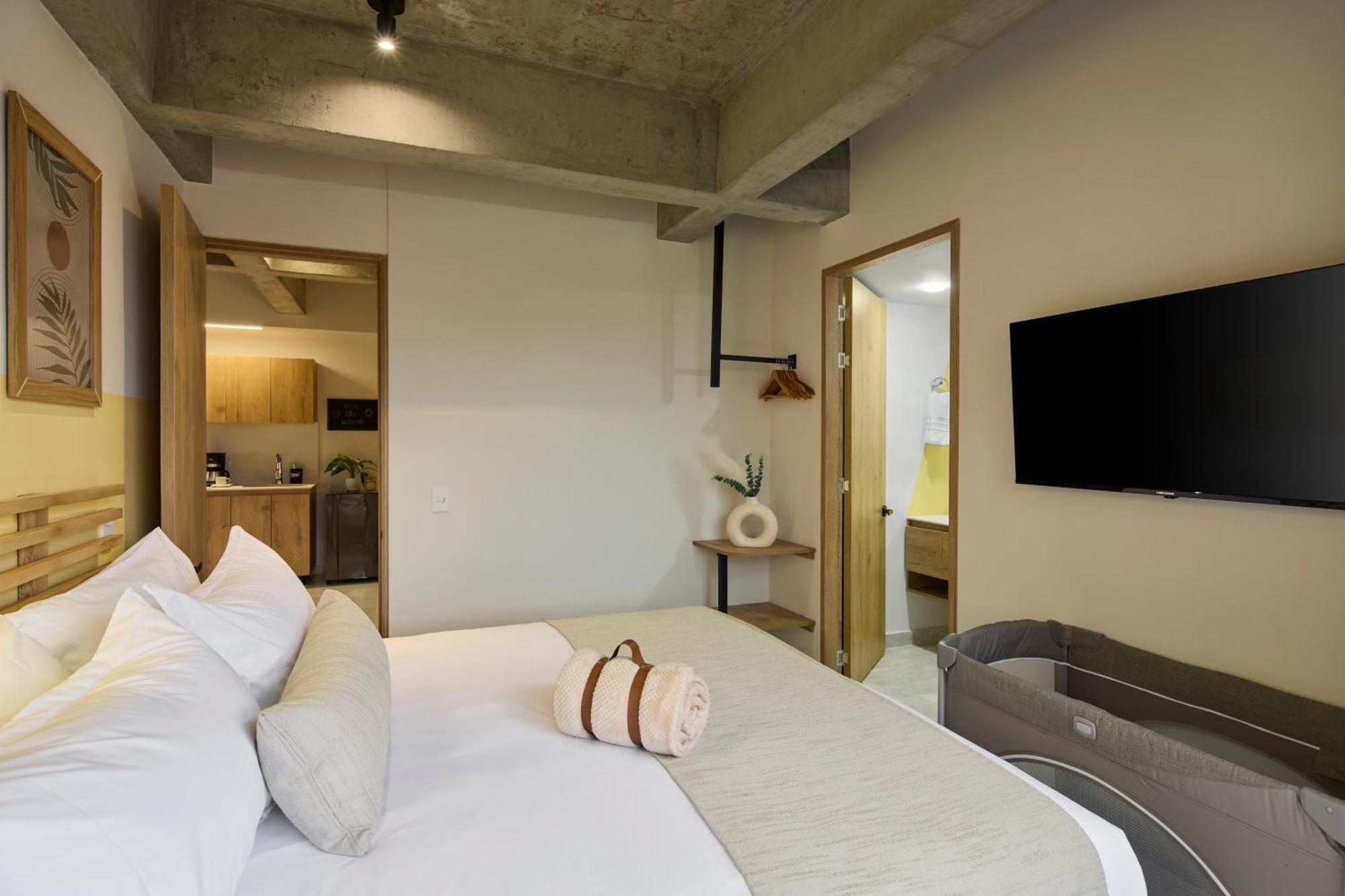 30 Living Suites Medellín Exteriör bild