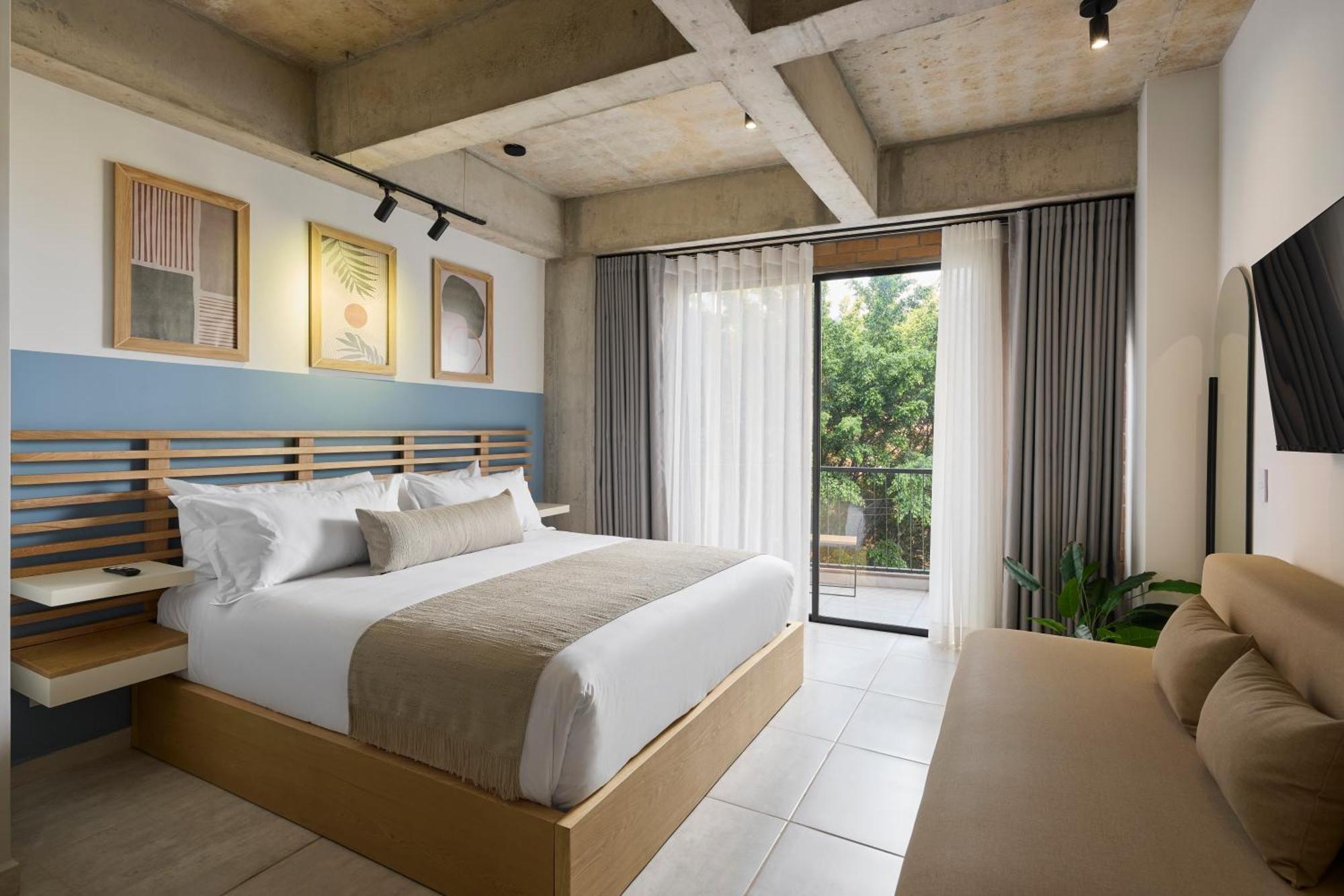 30 Living Suites Medellín Exteriör bild